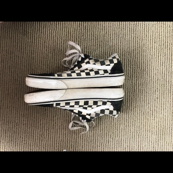 Checkered vans - Picture 2 of 5